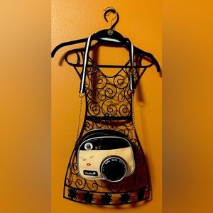 Fashion camera crossbody bag with gold chain and adjustable strap